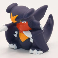 Figurine Pokemon Carchacrok Garchomp Knakrack N°445 pose b finger puppet