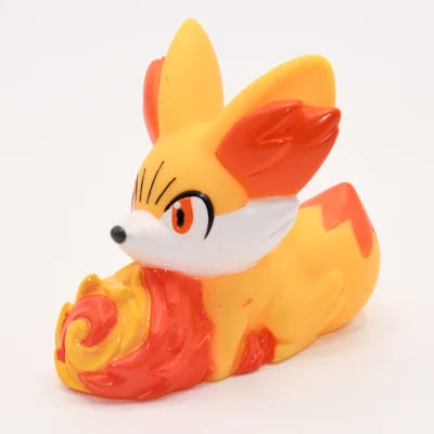 Figurine Pokemon Feunnec Fennekin Fynx N°653 pose attaque finger puppet