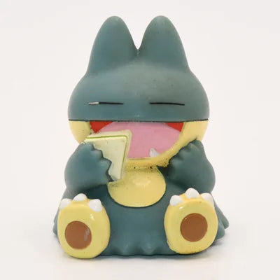 Figurine Pokemon Goinfrex Munchlax Mampfaxo N°446 pose c finger puppet