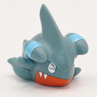 Figurine Pokemon Griknot Gible Kaumalat N°443 pose c finger puppet