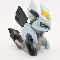 Figurine Pokemon Kyurem N°646 pose noir-b finger puppet