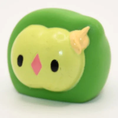 Figurine Pokemon Nucleos Solosis N°577 finger puppet