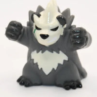 Figurine Pokemon Pandarbare Pangoro Pandagro N°675 finger puppet