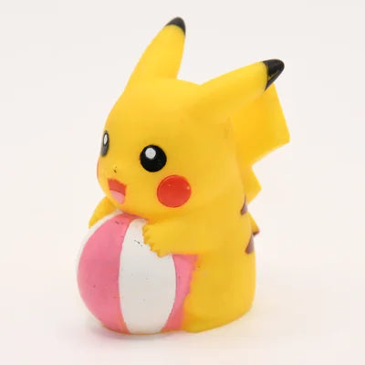 Figurine Pokemon Pikachu N°025 avec ballon finger puppet
