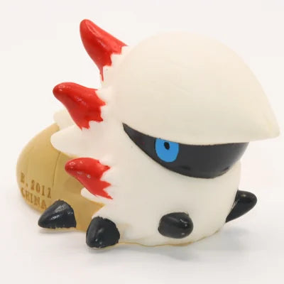 Figurine Pokemon Pyronille Larvesta Ignivor N°636 finger puppet
