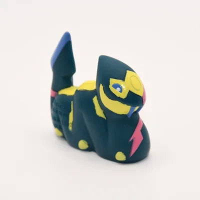 Seviper Shiny N°336 — Pokémon Kids Figurine Finger Puppet