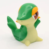 Figurine Pokemon Vipeliere Snivy Serpifeu N°495 pose c finger puppet